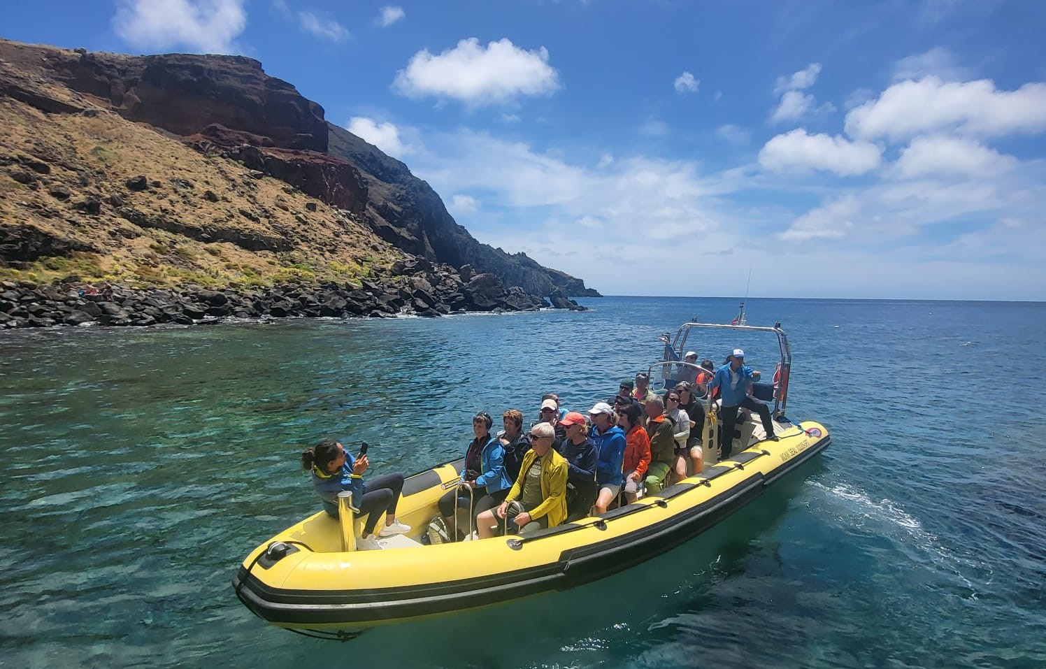 Výlet lodí za pozorováním delfínů